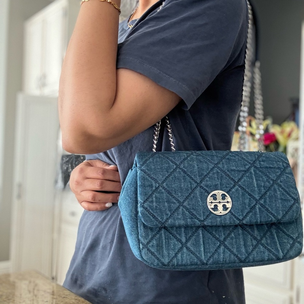 New Tory Burch 595+! WILLA DENIM SMALL SHOULDER BAG DENIM / - Picture 9 of 11